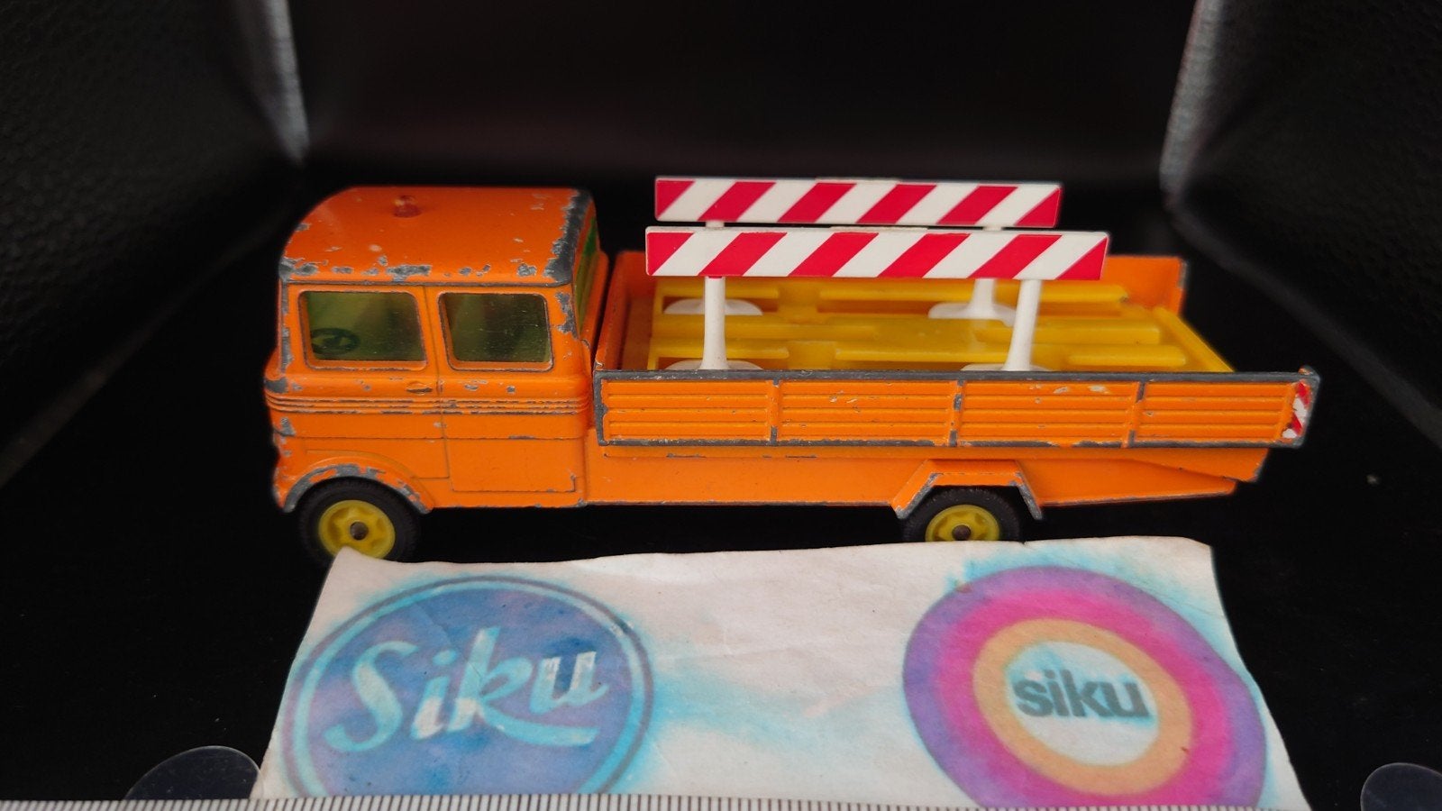 Siku V335 Mercedes Benz LP 608 Strassendienst Wagen, Ophalen of Verzenden