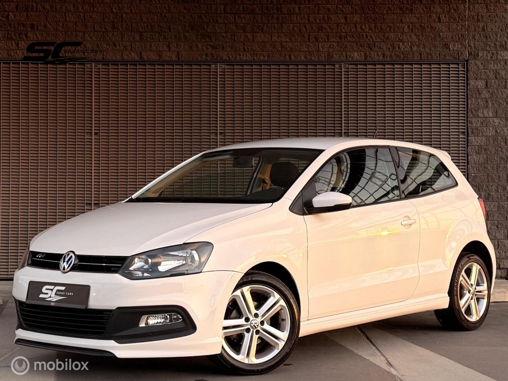 Volkswagen Polo 1.2 TSI R-Line Eerste Eigenaar|CarPlay|APK28, Voorwielaandrijving, Gebruikt, 4 cilinders, Wit
