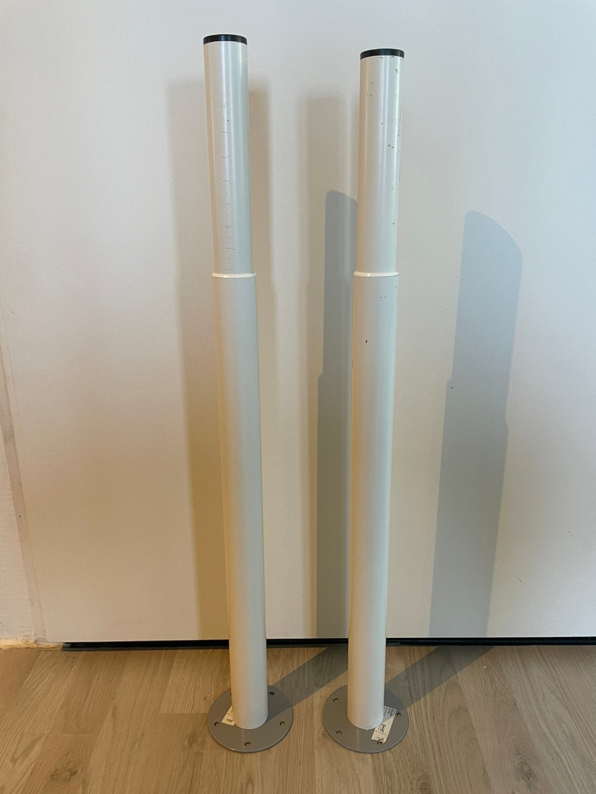 Ikea bureau poten Olov, Huis en Inrichting, Ophalen of Verzenden, Gebruikt, IKEA, Computerbureau