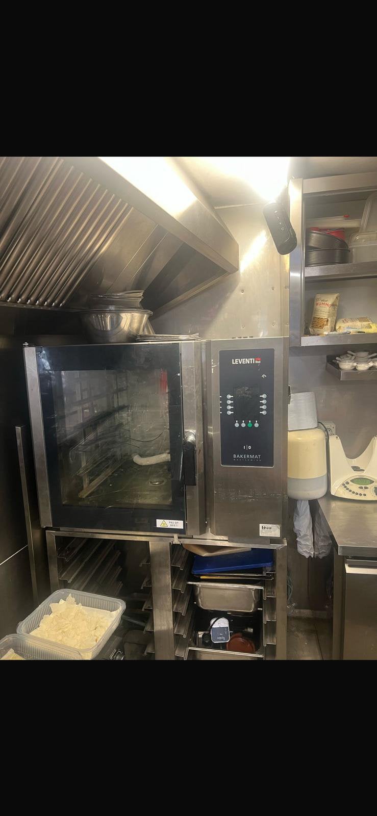Leventi combisteamer bakermat inclusief onderstel, Ophalen, Gebruikt, Ovens, Magnetrons en Steamers