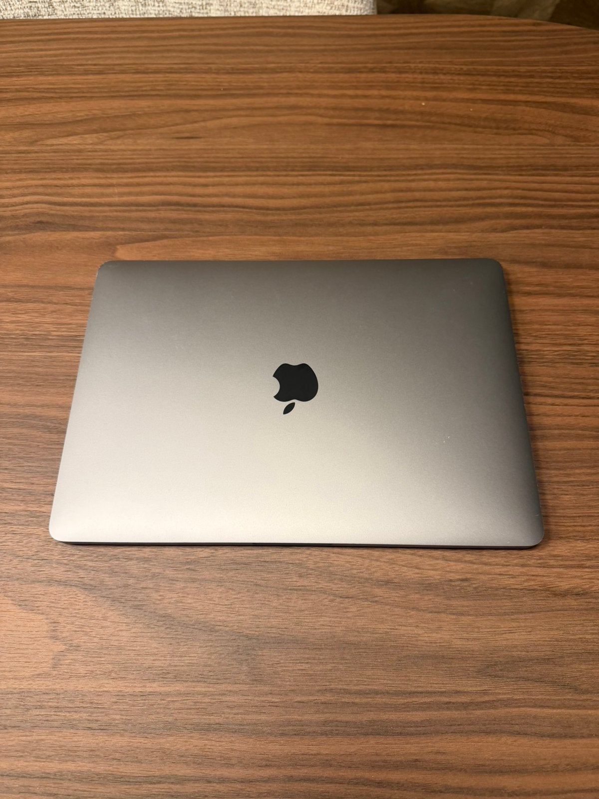 Fout in scherm / Macbook Pro 2017, Gebruikt, 2 tot 3 Ghz, Qwerty, 8 GB