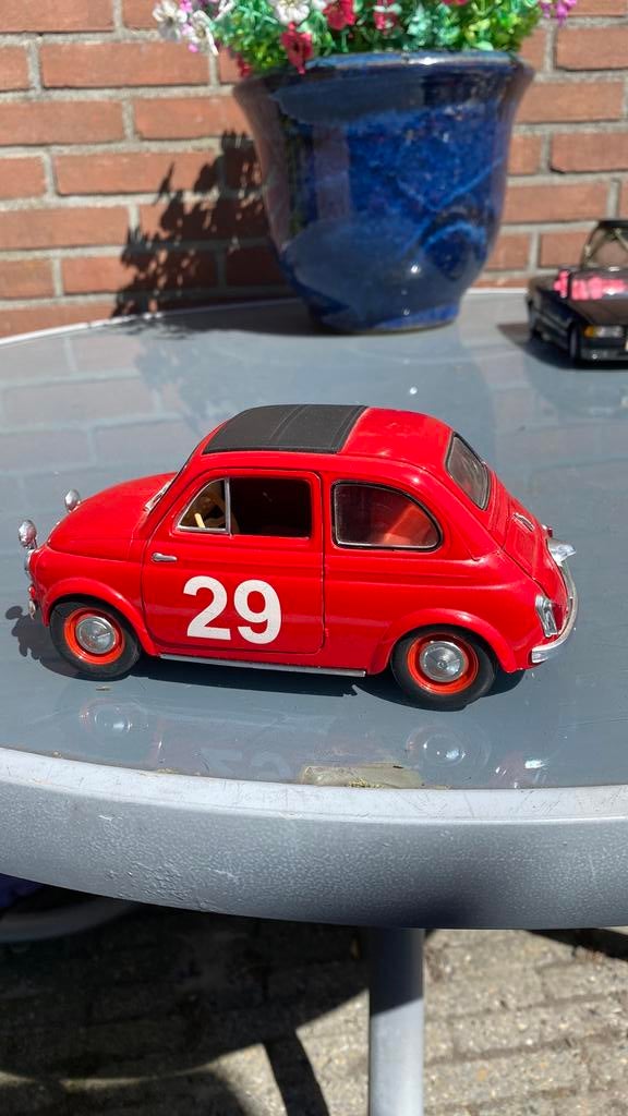 Mooi model Fiat 1/18, Hobby en Vrije tijd, Modelauto's | 1:18, Ophalen of Verzenden, Zo goed als nieuw, Solido