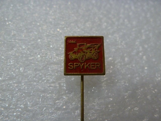 Vintage Spyker Speldje - Klassieke Auto Pin, Ophalen of Verzenden, Gebruikt, Transport, Speldje of Pin