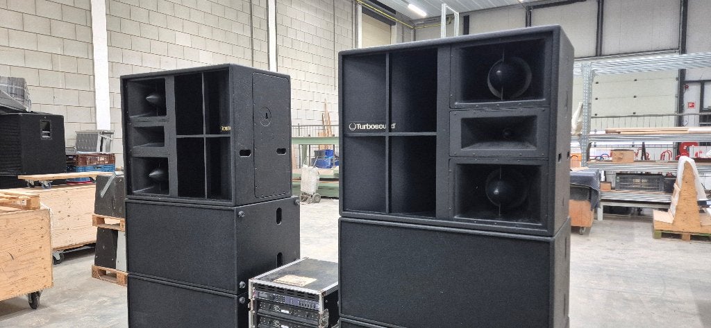 Speakers Turbosound TMS-3 Met wielplaten 3 weg Topkasten, Ophalen, Gebruikt, Audio