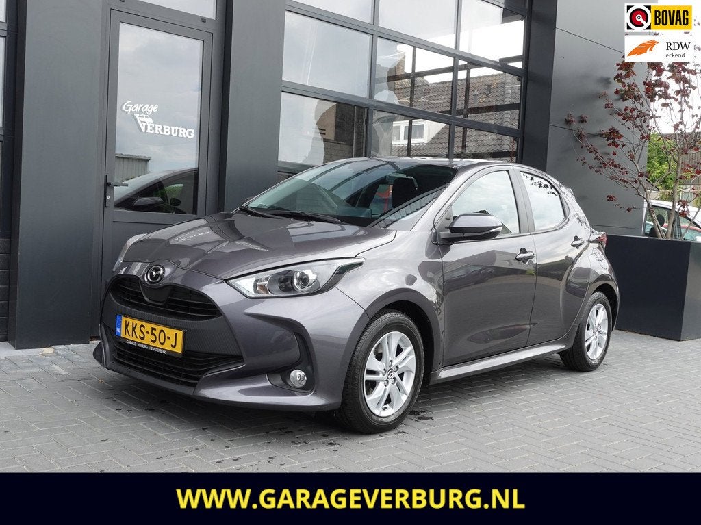 Mazda 2 Hybrid / Toyota Yaris Hybrid (Navi/Carplay,AdaptiveC