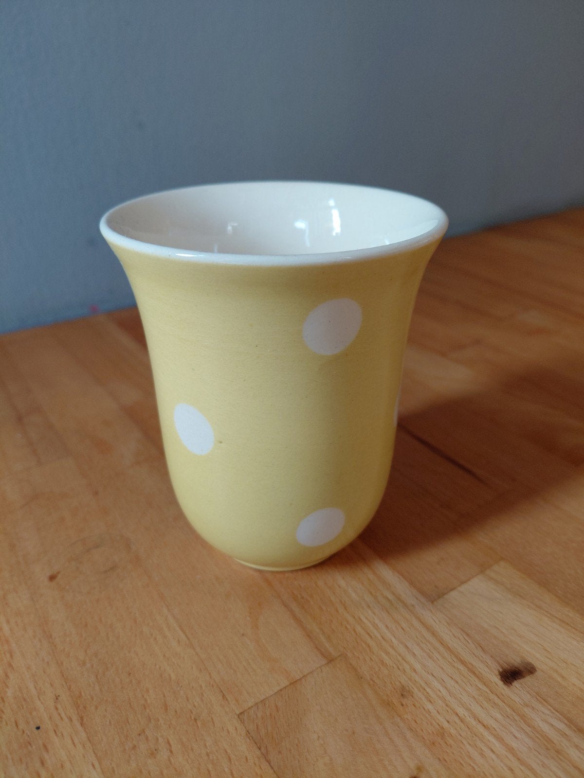 Oude beker met stippen!, Ophalen of Verzenden