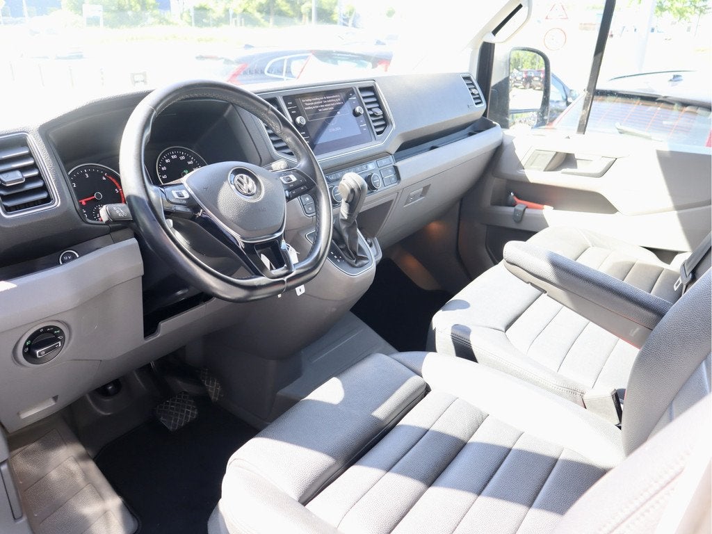 Volkswagen Crafter 30 2.0 TDI L3H2 Exclusive (bj 2023), Auto's, Gebruikt, Euro 6, 4 cilinders, Zwart