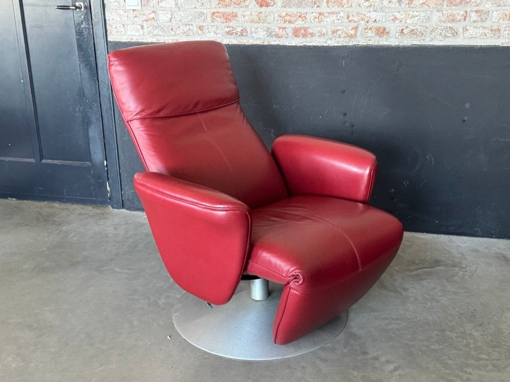 Leolux relaxfauteuil | Rood leer | Handmatig verstelbaar, Info@leolux.nl, Design / modern, 50 tot 75 cm, Marinus Dammeweg 55, 5928 PW Venlo, Nederland