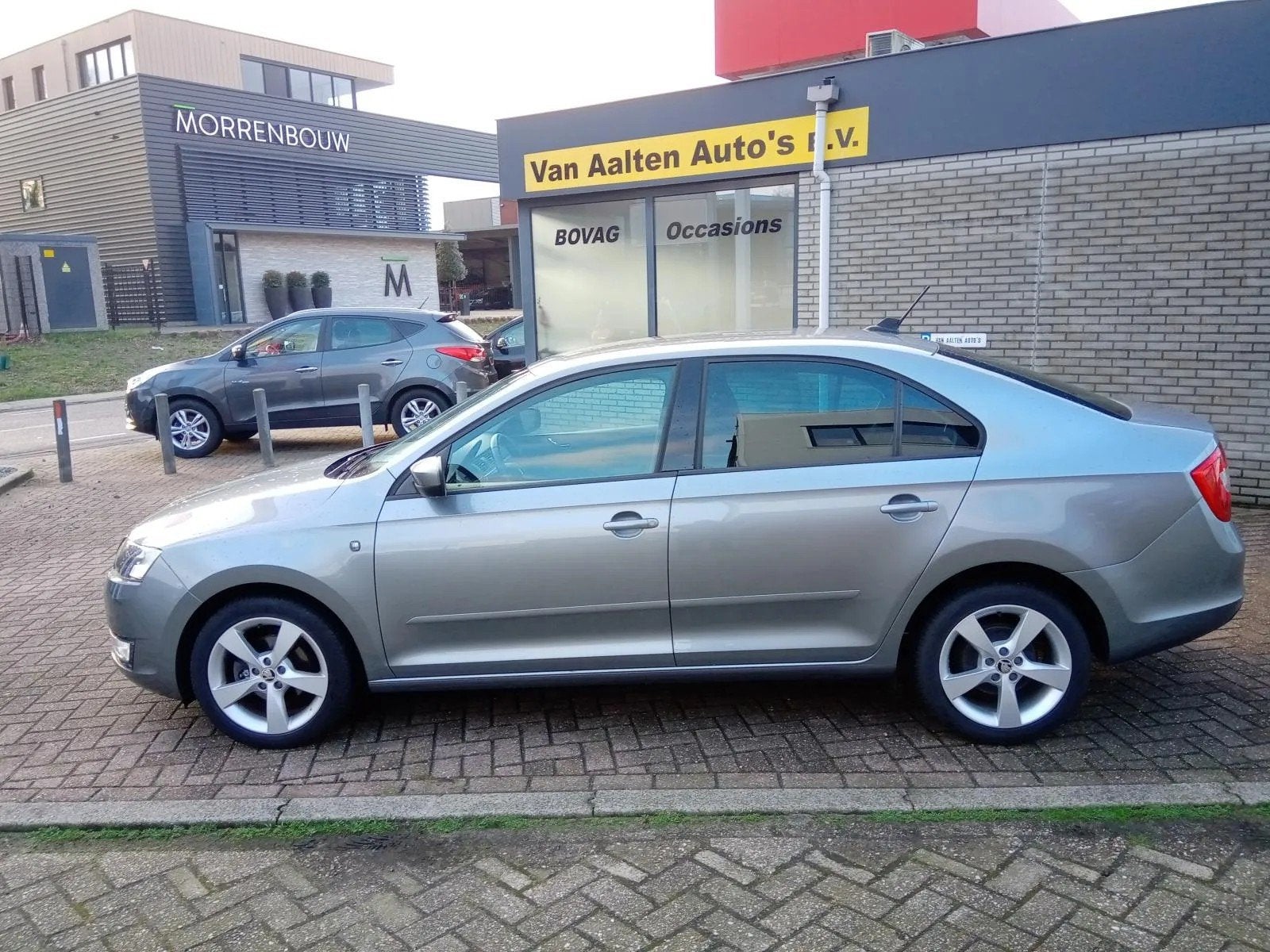 Skoda Rapid 1.2 TSI Greentech Ambition Businessline Plus, Gebruikt, Zwart, 4 cilinders, 1055 kg