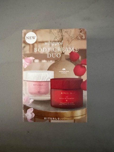Nieuw Rituals whipped body cream duo set Ayurveda Sakura, Ophalen of Verzenden, Nieuw, Bodylotion, Crème of Olie