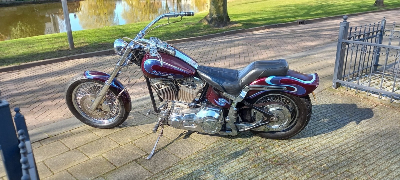 Custom Softail, Ophalen