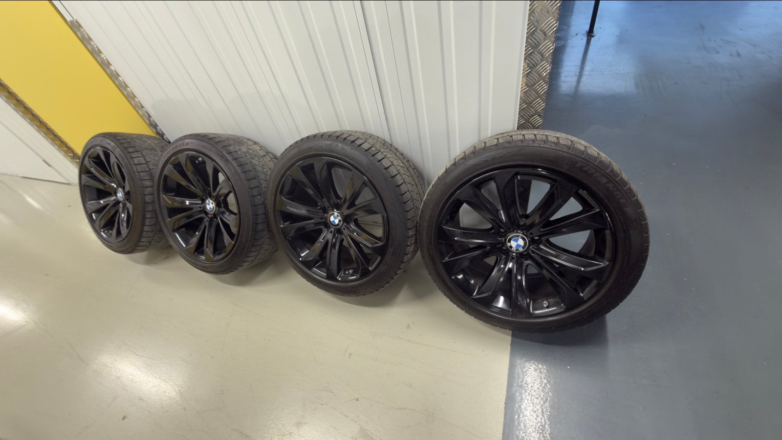 Lichtmetalen velgen met banden voor BMW X5 (20 inch), Ophalen, Gebruikt, 275 mm, Banden en Velgen