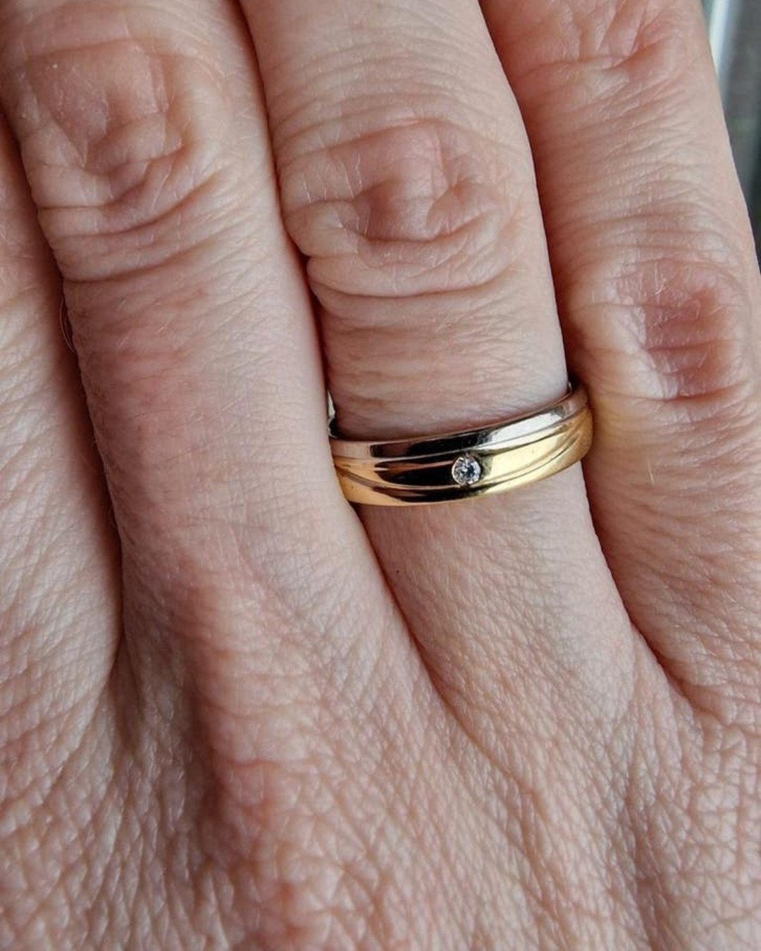 18krt bicolor ring met briljant geslepen diamant 0.04krt!, Ophalen of Verzenden, Zo goed als nieuw, 17 tot 18, Dame