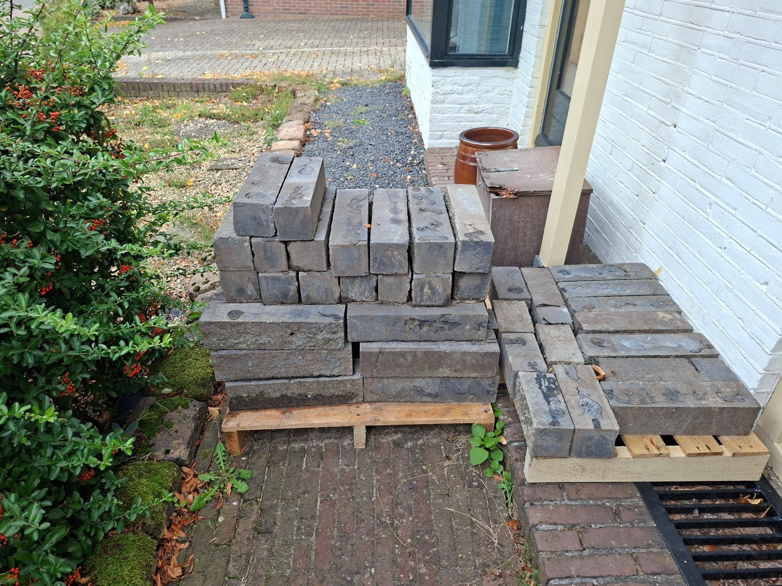 gebruikte  stapelblokken  voor  bloembak  of afscherming, Ophalen, Gebruikt, Beton