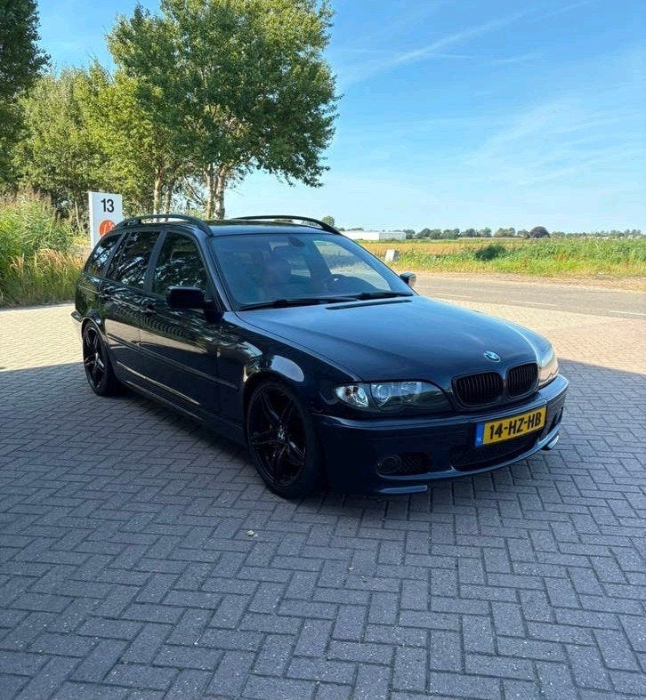 BMW 3-Serie 3.0 I 330 Touring AUT 2002 Blauw, Auto's, BMW, Automaat, Beige, Blauw, Stationwagon
