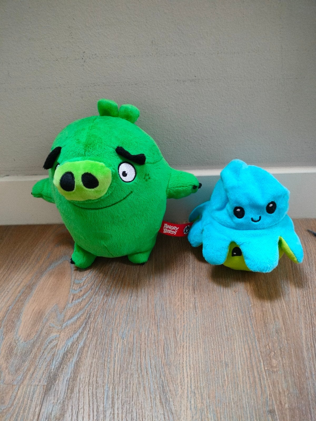 Angry Birds knuffel en omkeerbare octopus, Kinderen en Baby's, Speelgoed | Knuffels en Pluche, Ophalen, Overige merken, Overige typen