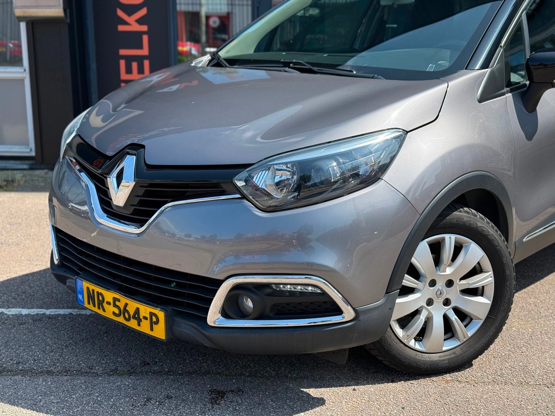 Renault Captur 0.9 TCe Expression | Airco | Trekhaak | Elek., Auto's, Renault, Voorwielaandrijving, Gebruikt, 1081 kg, 49 €/maand