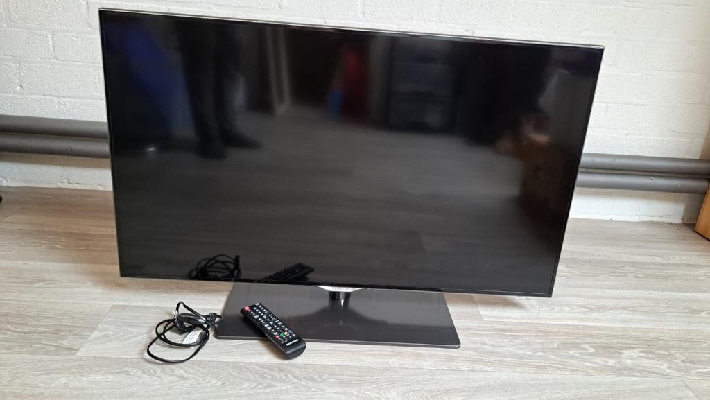 Samsung tv met afstandsbediening., Ophalen, 50 Hz, Zo goed als nieuw, Samsung