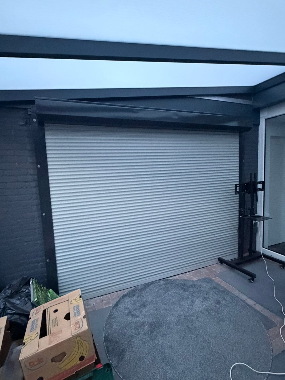 Electrisch rolluik, Ophalen, Zo goed als nieuw, Wit, Minder dan 100 cm
