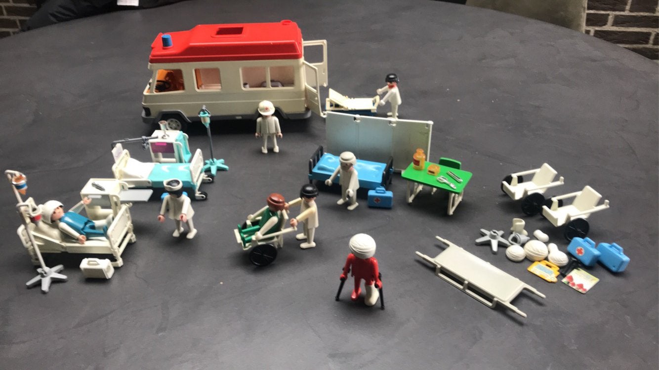 Vintage Playmobil ziekenhuis, ambulance, diverse sets, Gebruikt, Complete set, Ophalen of Verzenden, City life