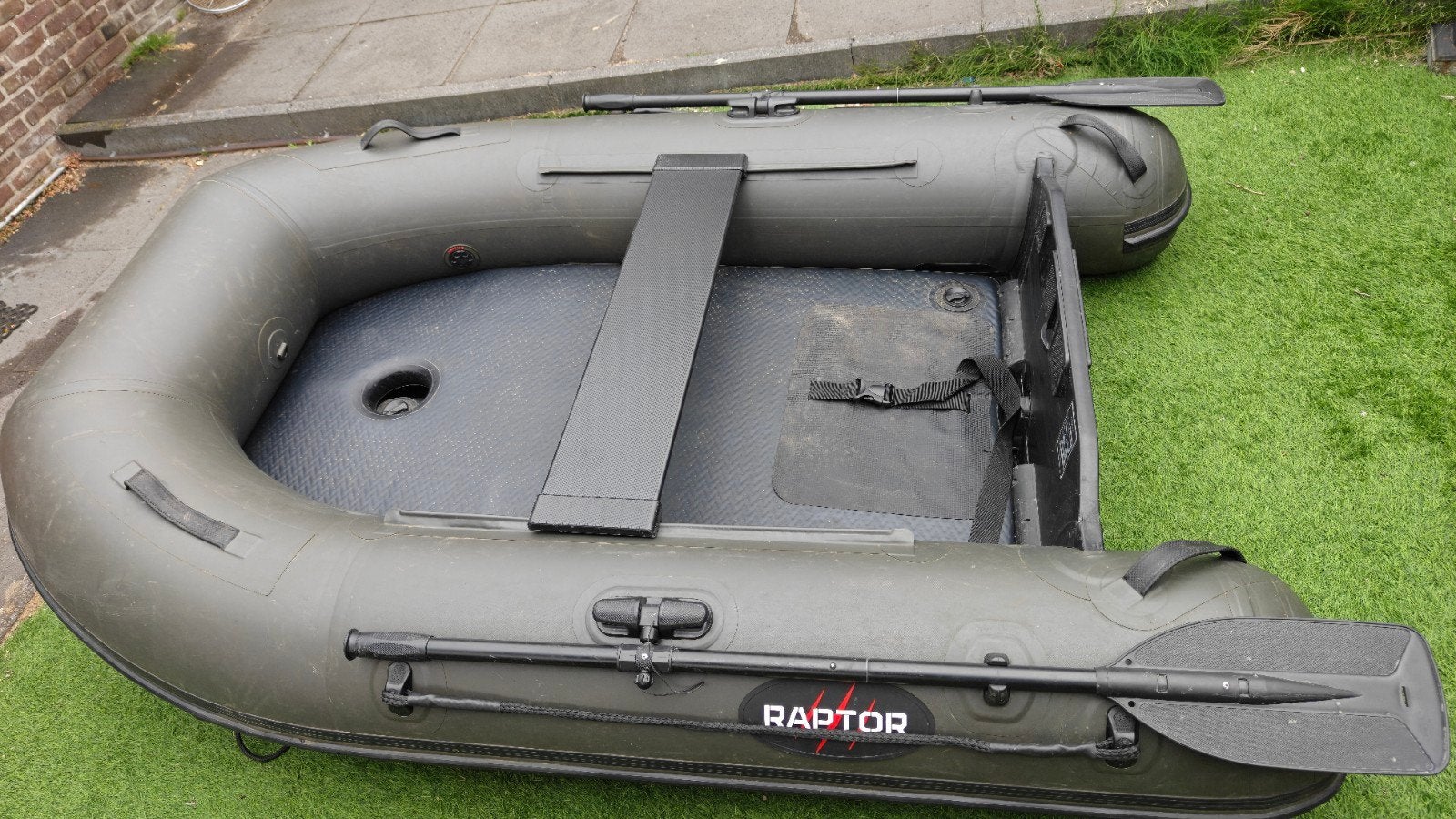 Raptor 230 X-Wide rubberboot met tas, pomp en peddels, Watersport en Boten, Ophalen, Gebruikt, Overige typen