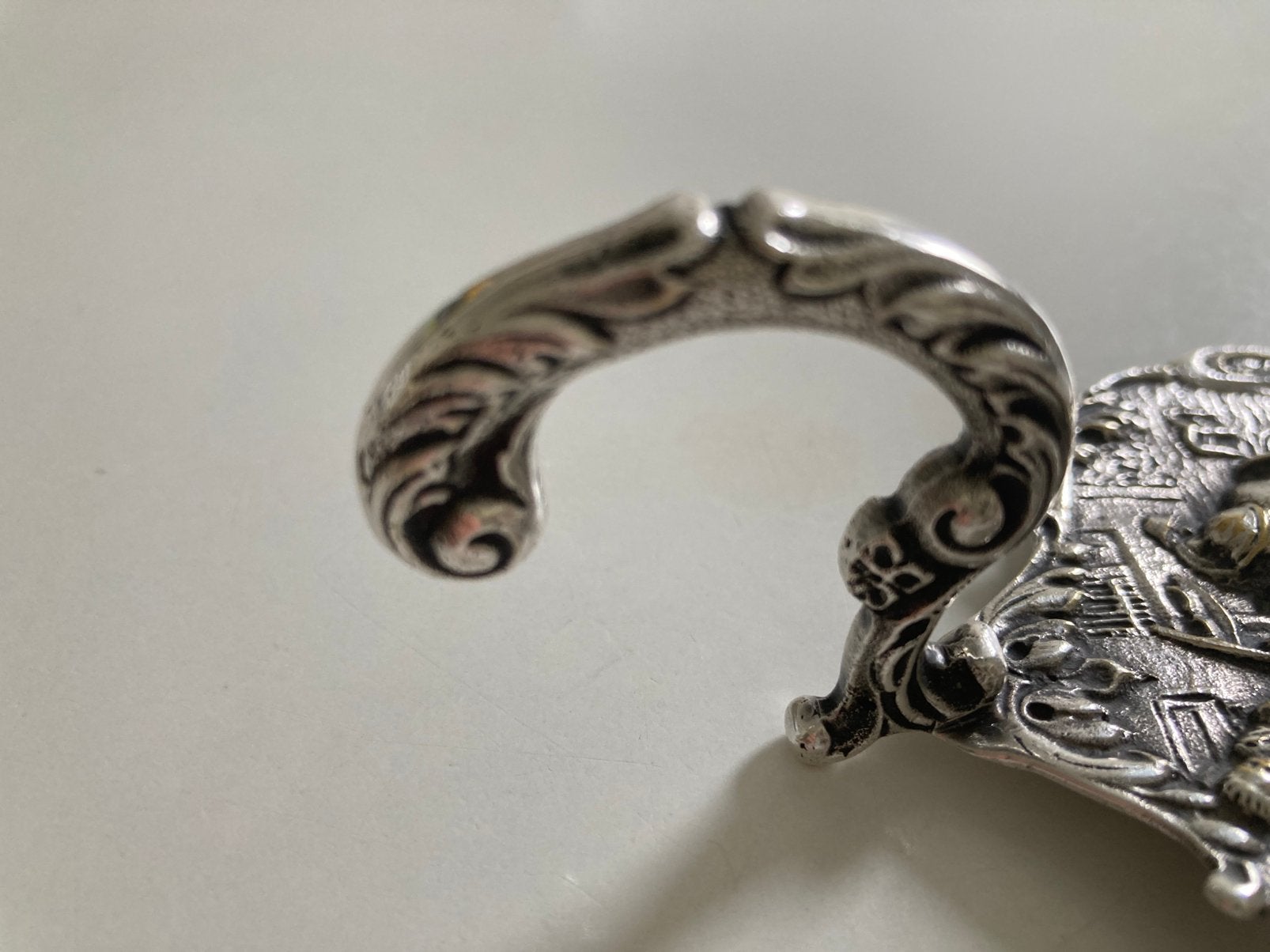 Taartschep Verzilverd opengewerkt met sierlijke handgreep, Ophalen of Verzenden, Zilver