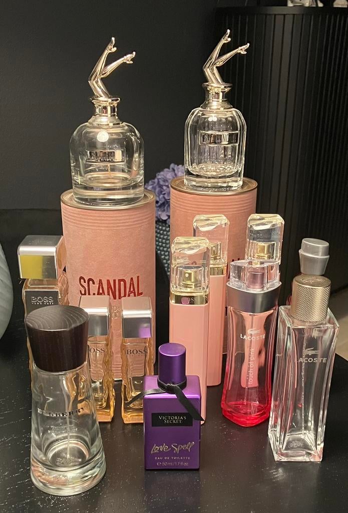 Leuke verzameling (lege) parfumflesjes, Verzamelen, Ophalen of Verzenden, Zo goed als nieuw, Parfumfles