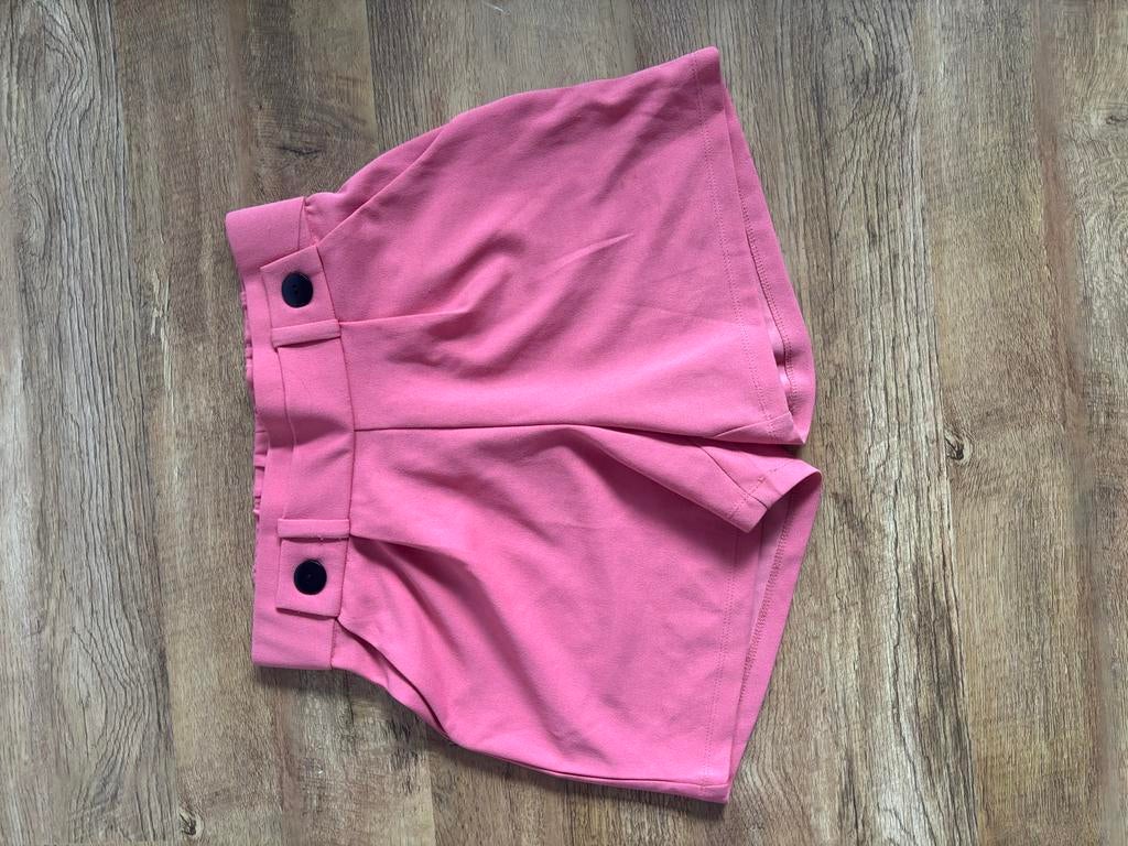 Roze JDY shorts met hoge taille - Maat S, Kleding | Heren, Badmode en Zwemkleding, Ophalen of Verzenden, Roze