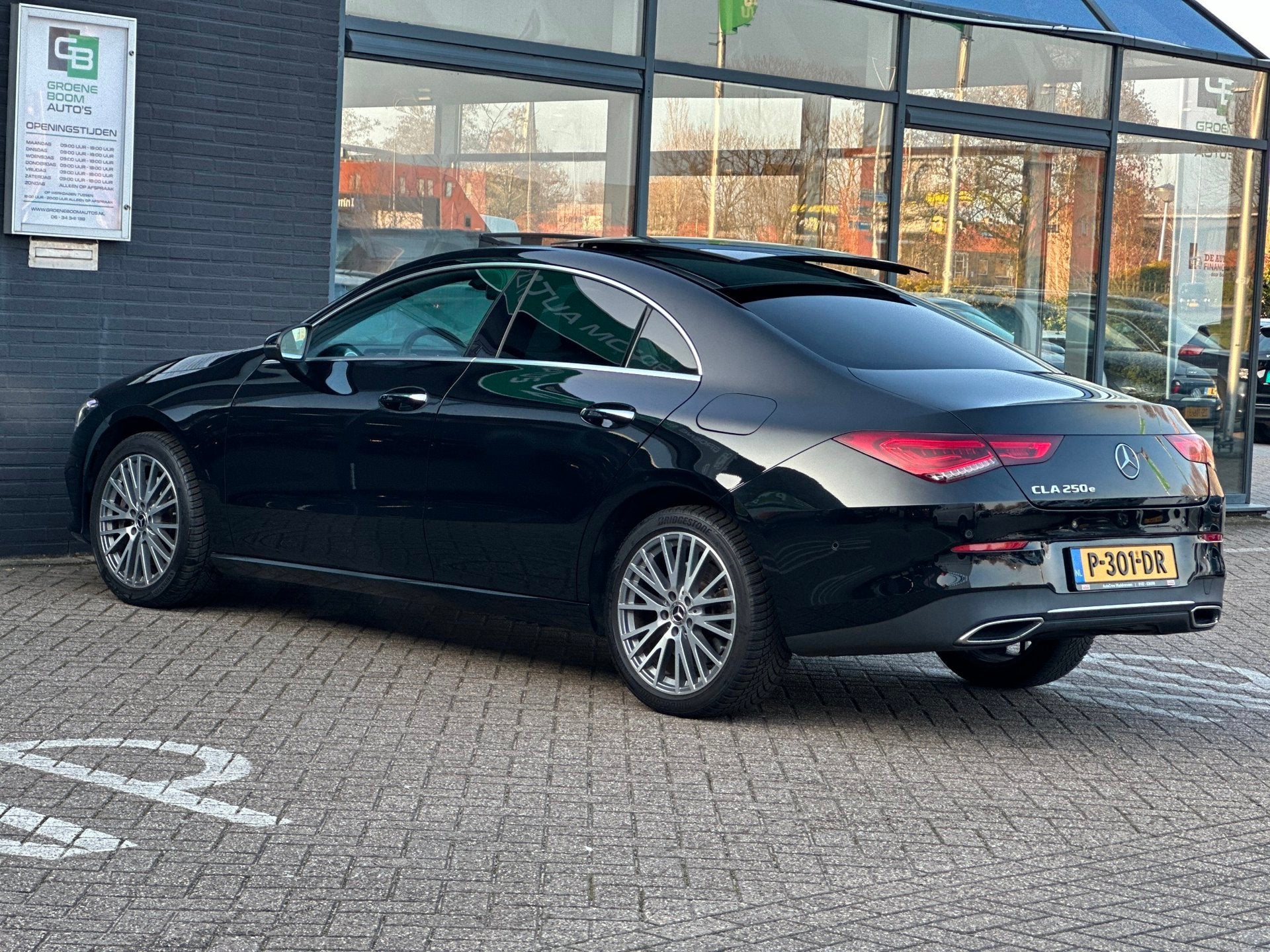 Mercedes-Benz CLA-klasse 250 e Business Solution Luxury Limi, Gebruikt, Euro 6, 4 cilinders, 15 kWh