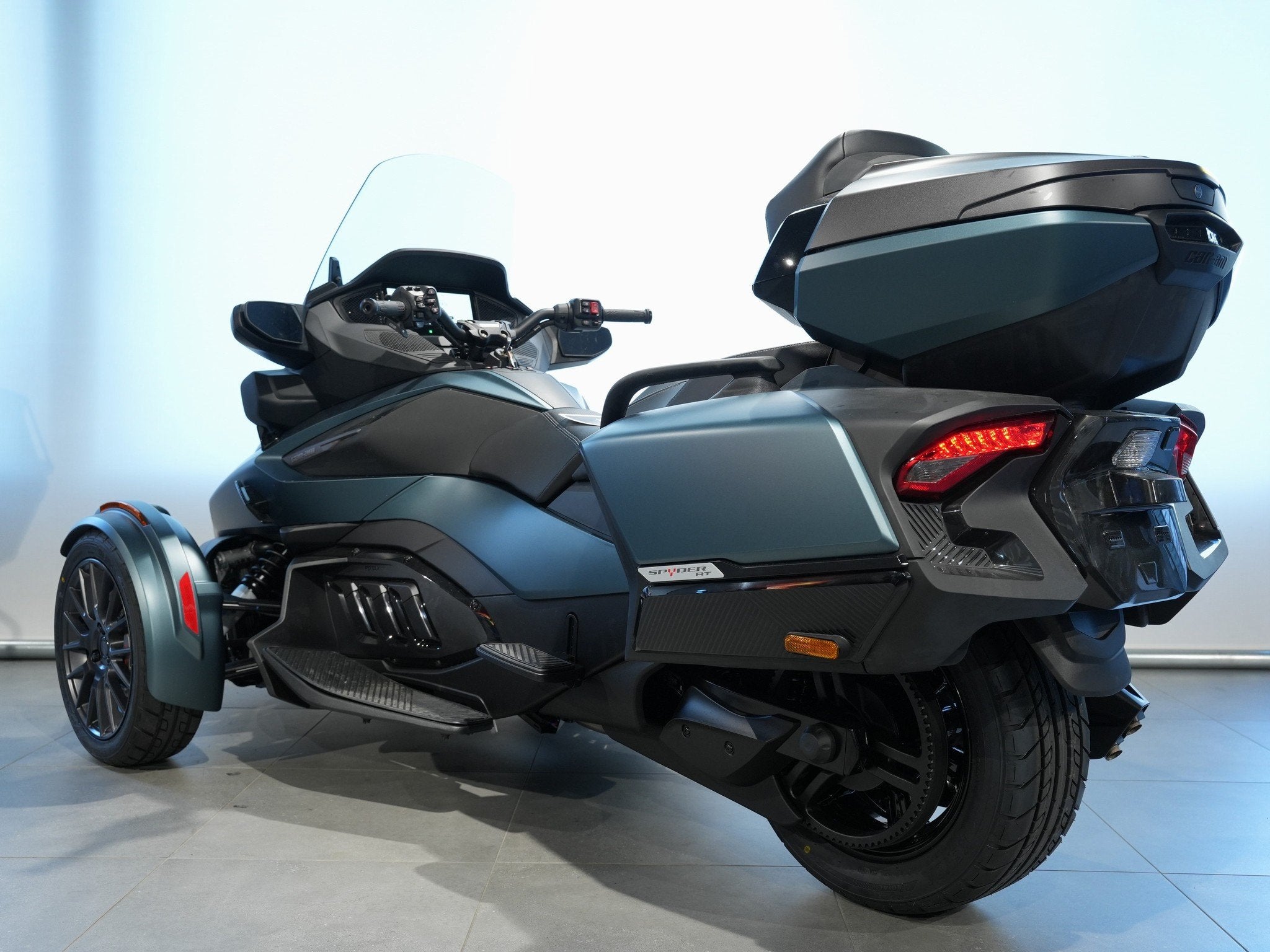 CAN-AM SPYDER RT LIMITED (bj 2026), BRP Benelux, Infobrpbenelux@brp.com, Meer dan 35 kW, Oktrooiplein 1/ bus 402
9000  Gent, BE