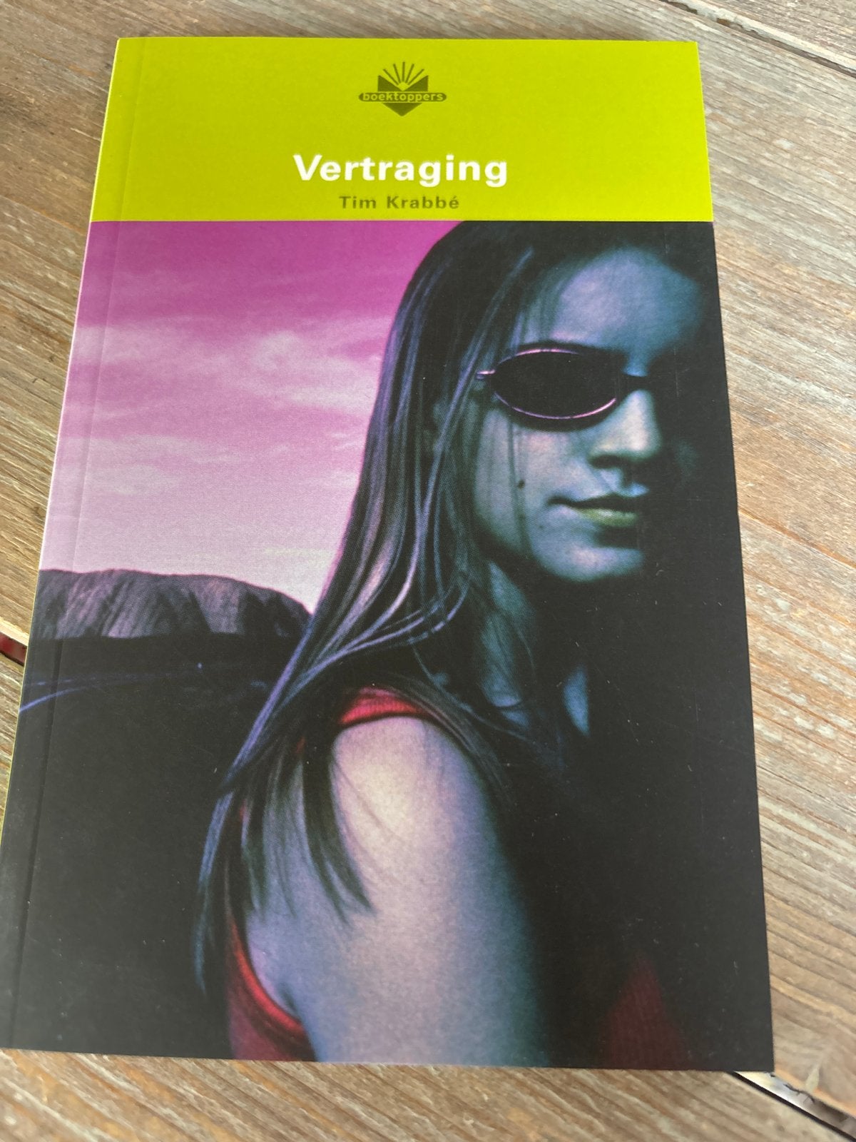Vertraging - Tim Krabbé (Boektoppers), Ophalen of Verzenden, Zo goed als nieuw, Nederland