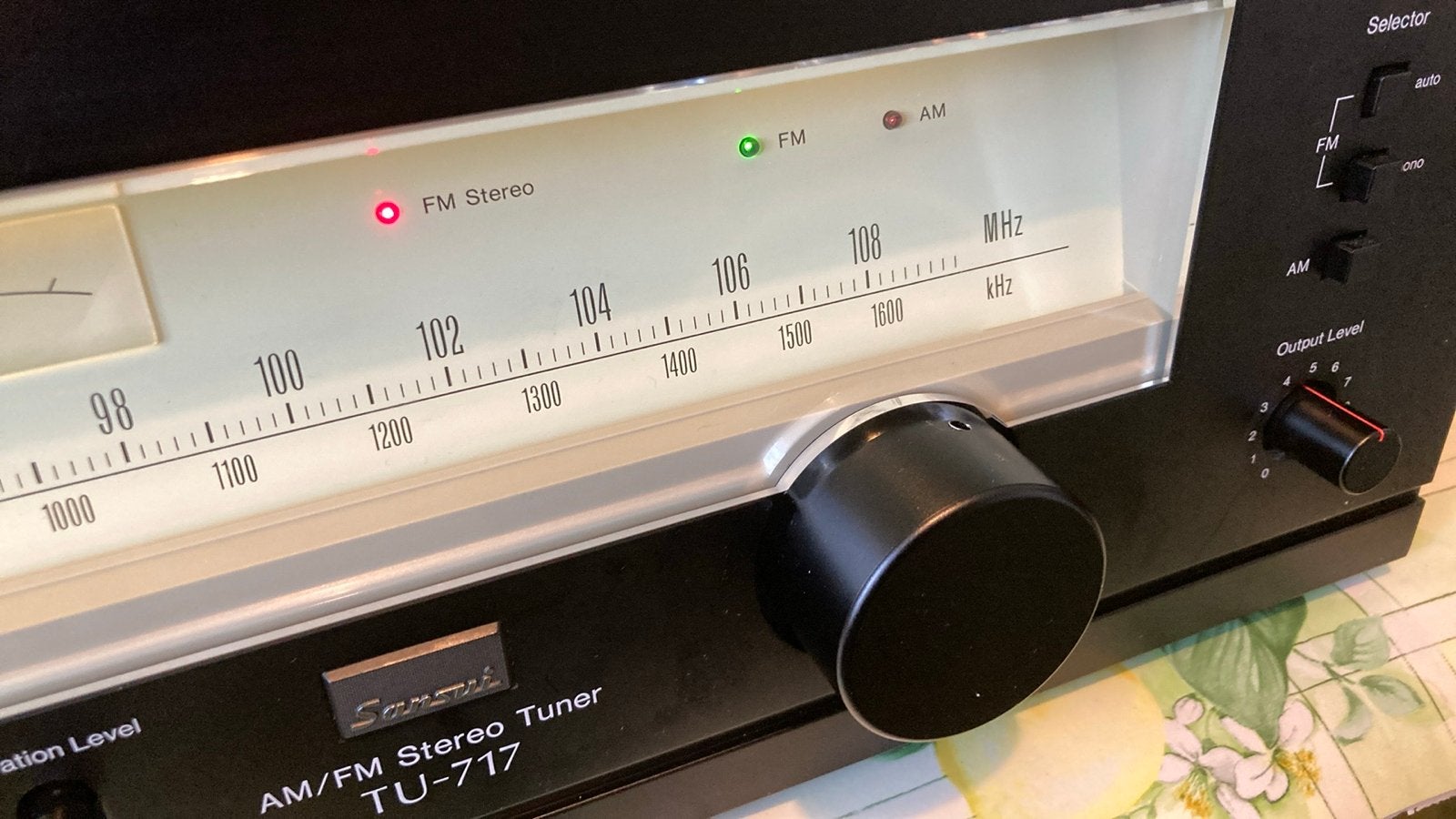 Sansui TU-717 AM/FM Stereo Tuner - Vintage Audio, Ophalen, Gebruikt, Analoog
