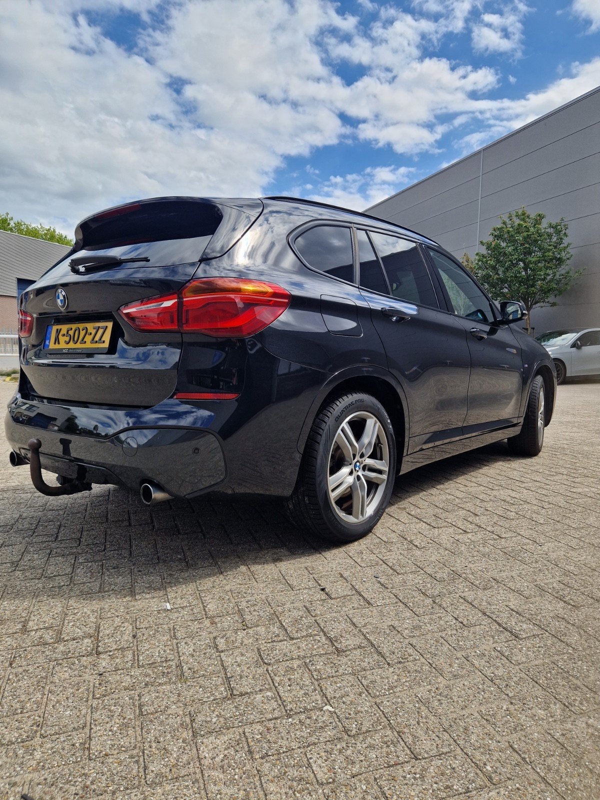 BMW X1 Xdrive20i 192pk Aut 2017 Zwart, Auto's, 1998 cc, 2000 kg, Zwart, Vierwielaandrijving