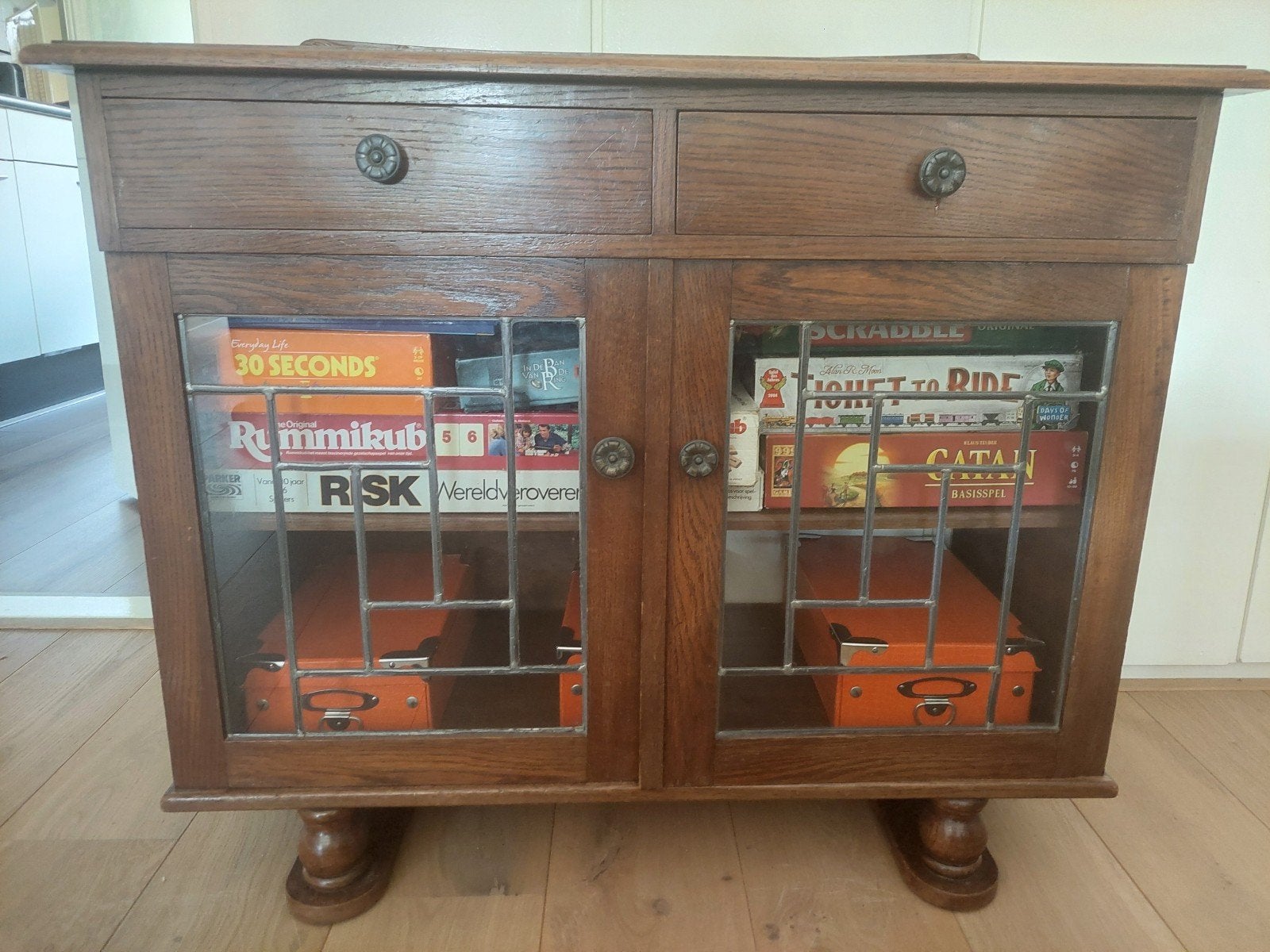 Vintage eikenhouten kastje LxBxH: 91x41x74, Huis en Inrichting, Kasten | Dressoirs, Ophalen, Gebruikt, Glas