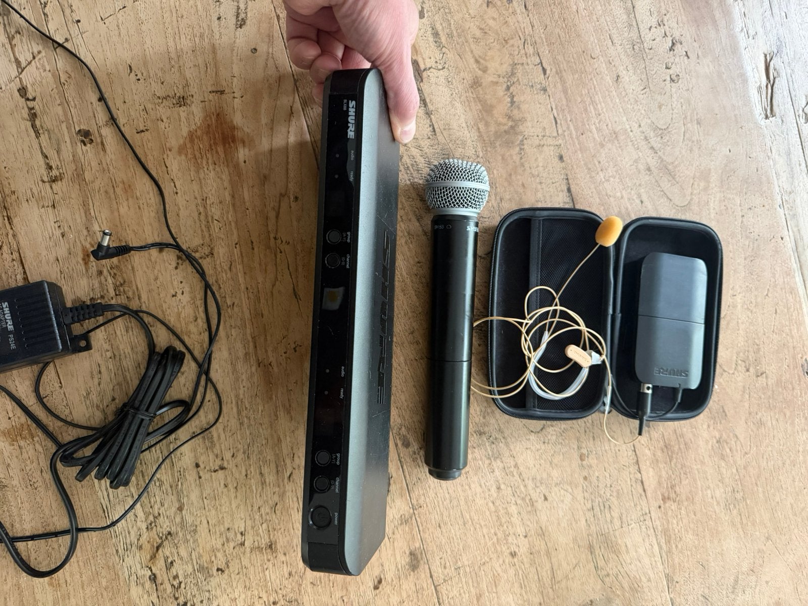 Shure Draadloze Microfoon Set met In-Ear Monitoring, Muziek en Instrumenten, Microfoons, Ophalen of Verzenden, Gebruikt, Zangmicrofoon