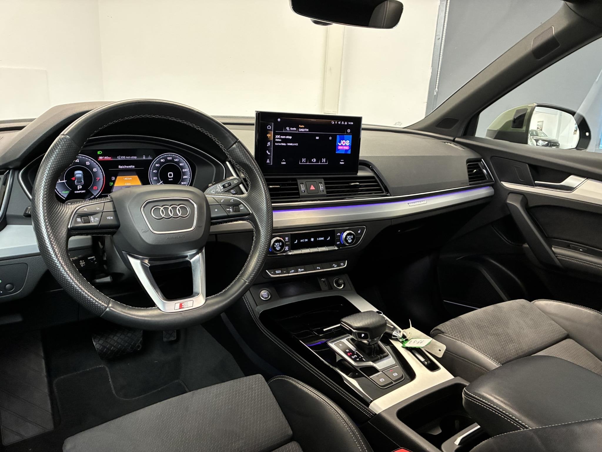 Audi Q5 Sportback 55 TFSI e S edition | PANO | B&O | LUCHTVE, Auto's, 14 kWh, Gebruikt, 4 cilinders, Leder en Stof