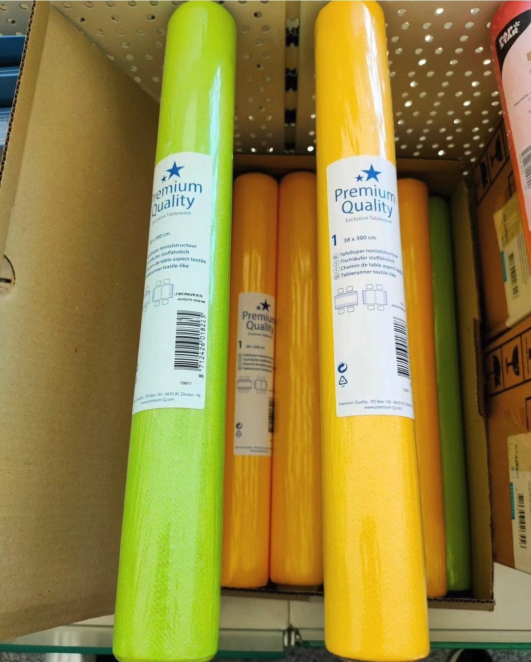Nieuw!  Premium Quality Tafellopers - Geel & Groen, Ophalen, Nieuw, Rechthoek