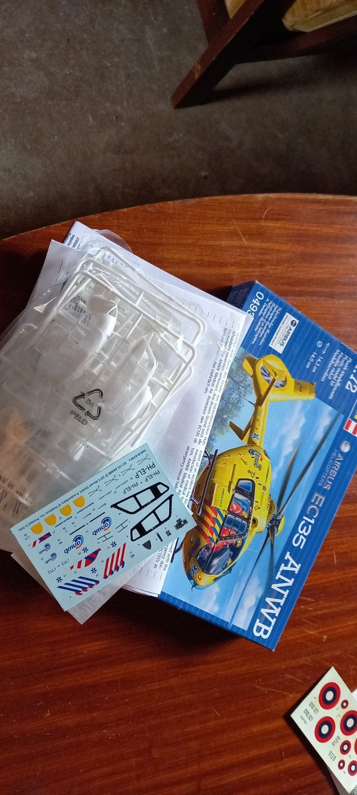 Airbus EC135 ANWB 1:72 revell 04939, Ophalen of Verzenden, 1:72 tot 1:144, Revell