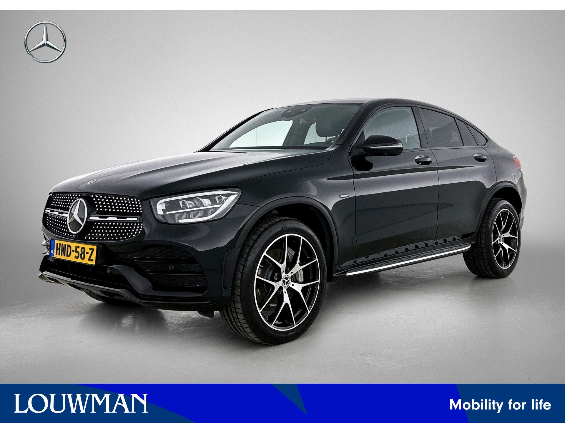 Mercedes-Benz GLC 300e 4MATIC Premium Plus | Burmester | AMG, Auto's, Automaat, Gebruikt, 4 cilinders, 320 pk