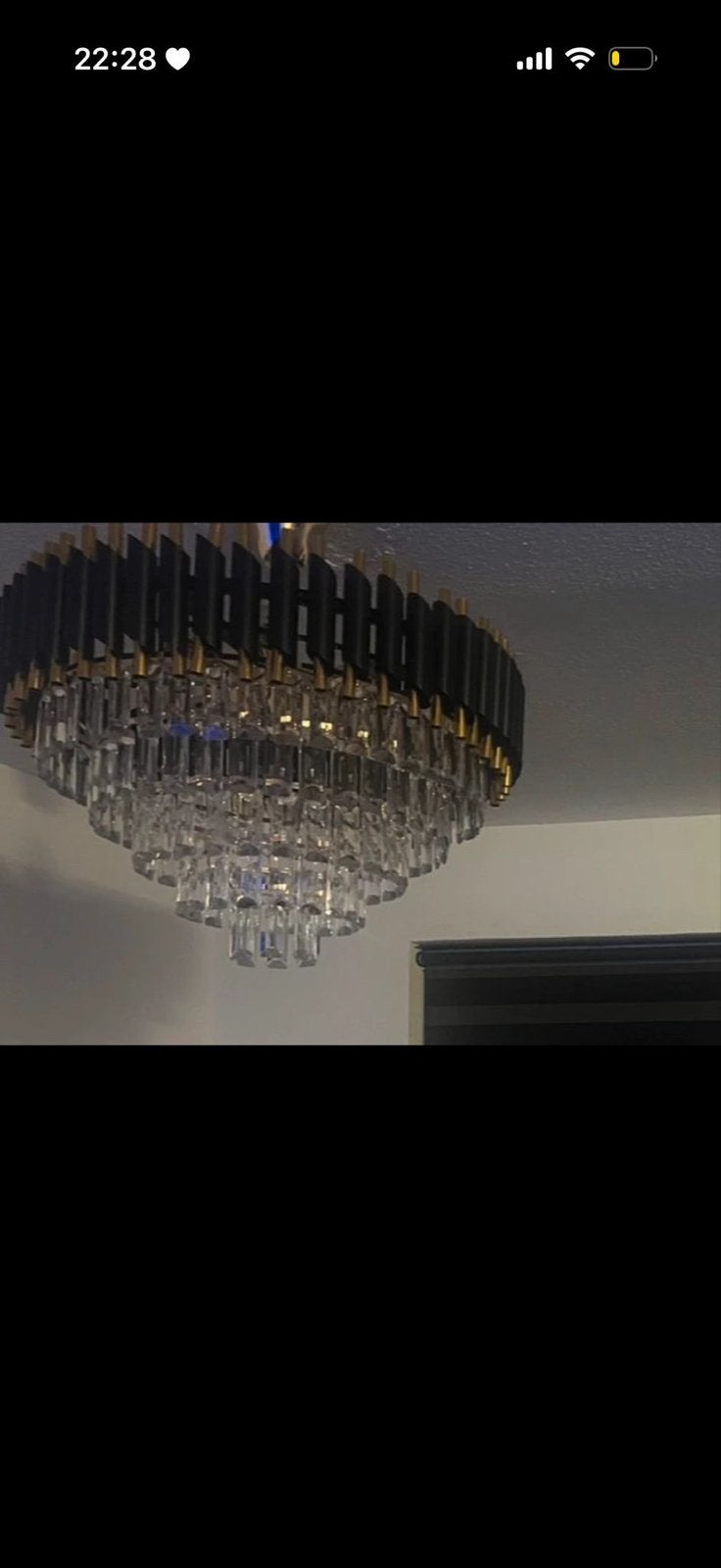 Luxe Kroonluchter met Kristallen en Zwart/Goud Accent, Huis en Inrichting, Ophalen of Verzenden, Zo goed als nieuw, Glas