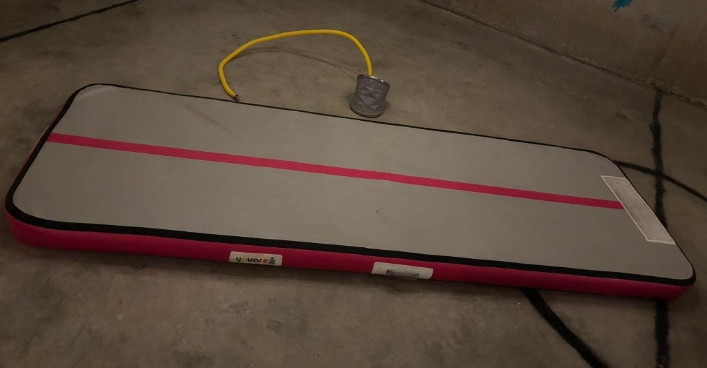 airtrack, Sport en Fitness, Turnen, Ophalen, Gebruikt, Meerkleurig, Overige typen