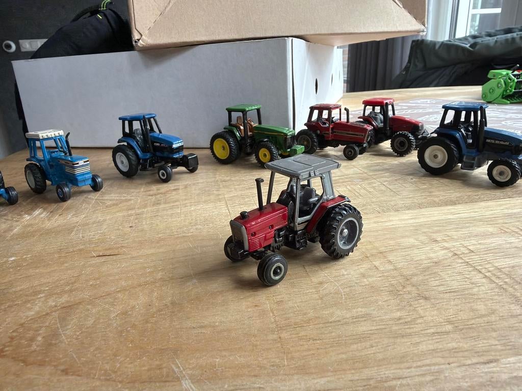 Massey Ferguson 3120 schaalmodel 1:64, Overige merken, Gebruikt, 1:50 of kleiner, Overige typen