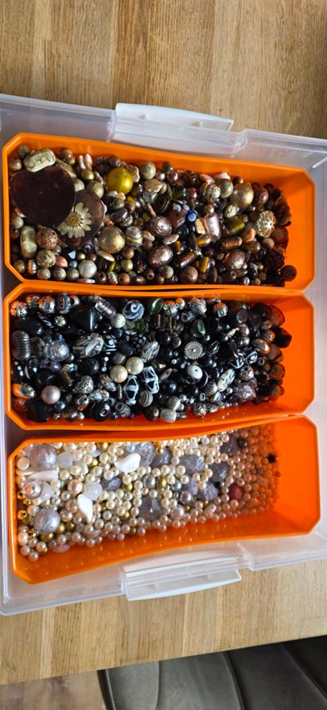 Grote collectie diverse kralen voor sieraden maken, Hobby en Vrije tijd, Ophalen of Verzenden