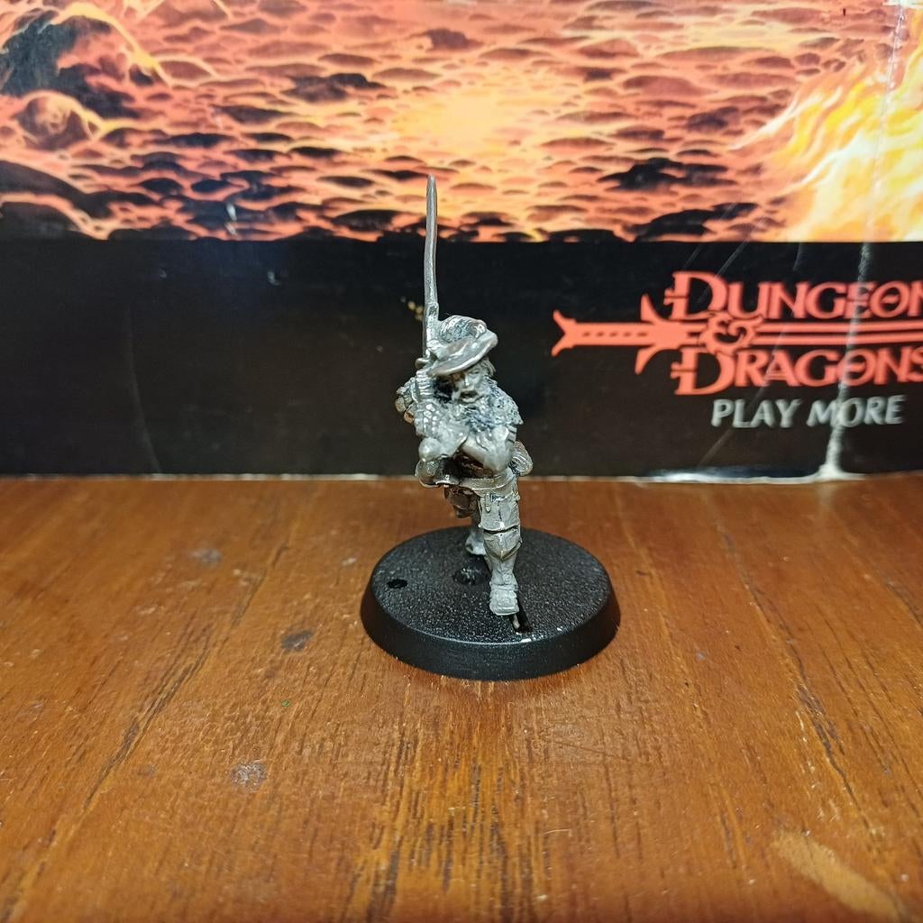 Warhammer Empire Greatswordsman Figuur (ongeverfd), Ophalen of Verzenden, Gebruikt, Warhammer, Figuurtje(s)