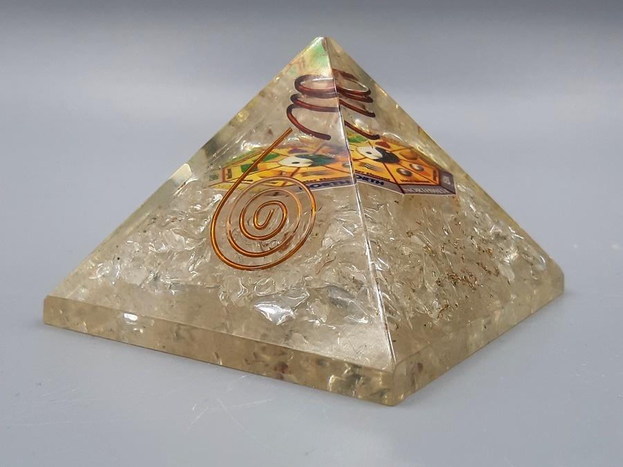 Bergkristal Orgoniet pyramide - 7 x 5,5 cm, Nieuw, Ophalen of Verzenden, Nvt, Nvt
