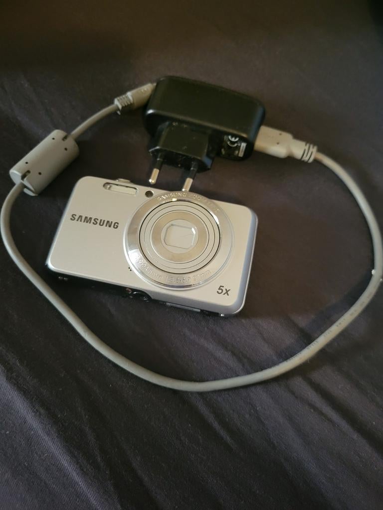 Leuke Samsung digitale camera (exclusief geheugenkaart), Ophalen, Gebruikt, Samsung, 4 t/m 7 keer
