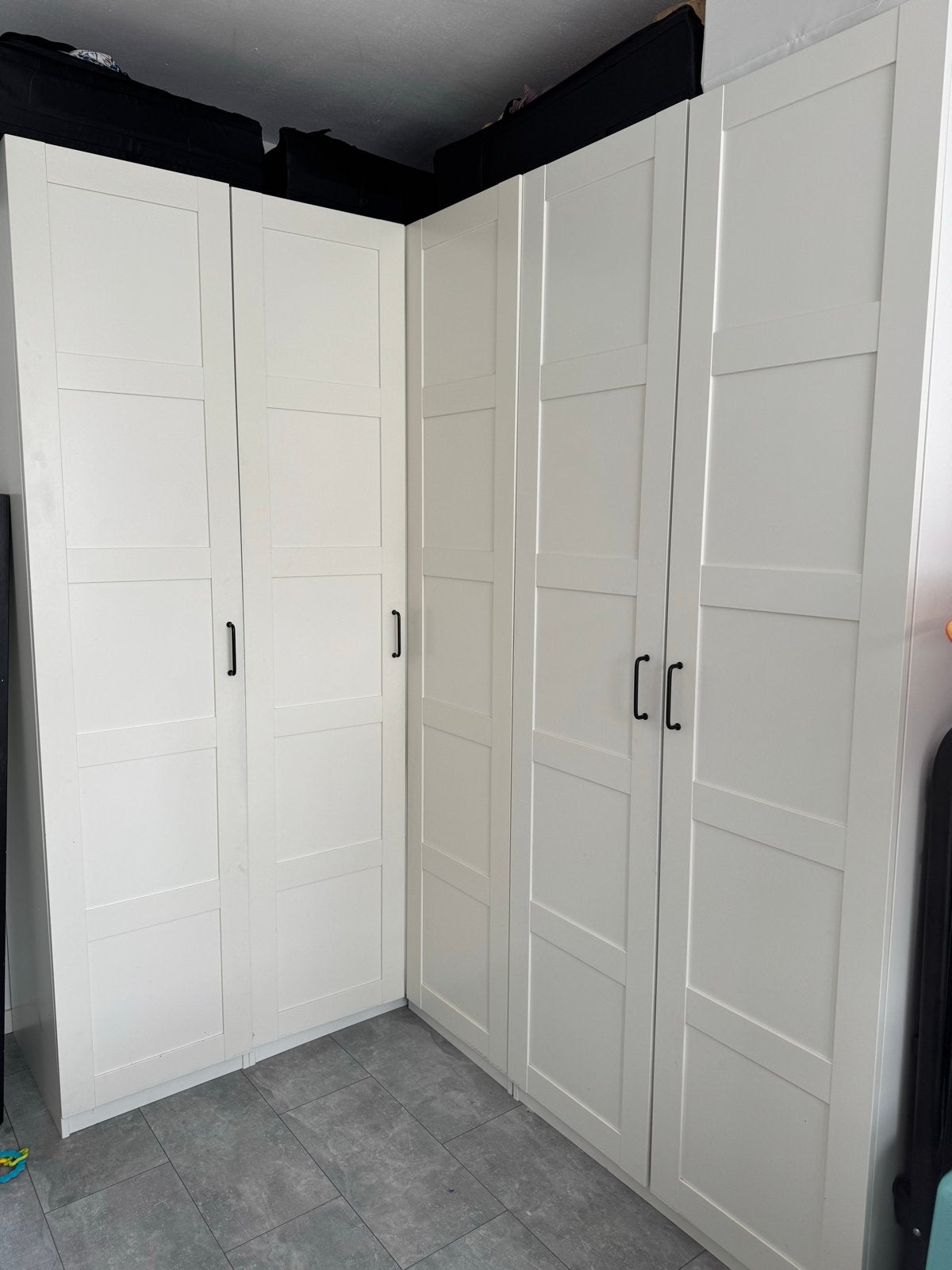Witte kledingkast met hoekelement - IKEA PAX, Huis en Inrichting, Kasten | Kledingkasten, Ophalen, Kunststof, 200 cm of meer, Zo goed als nieuw