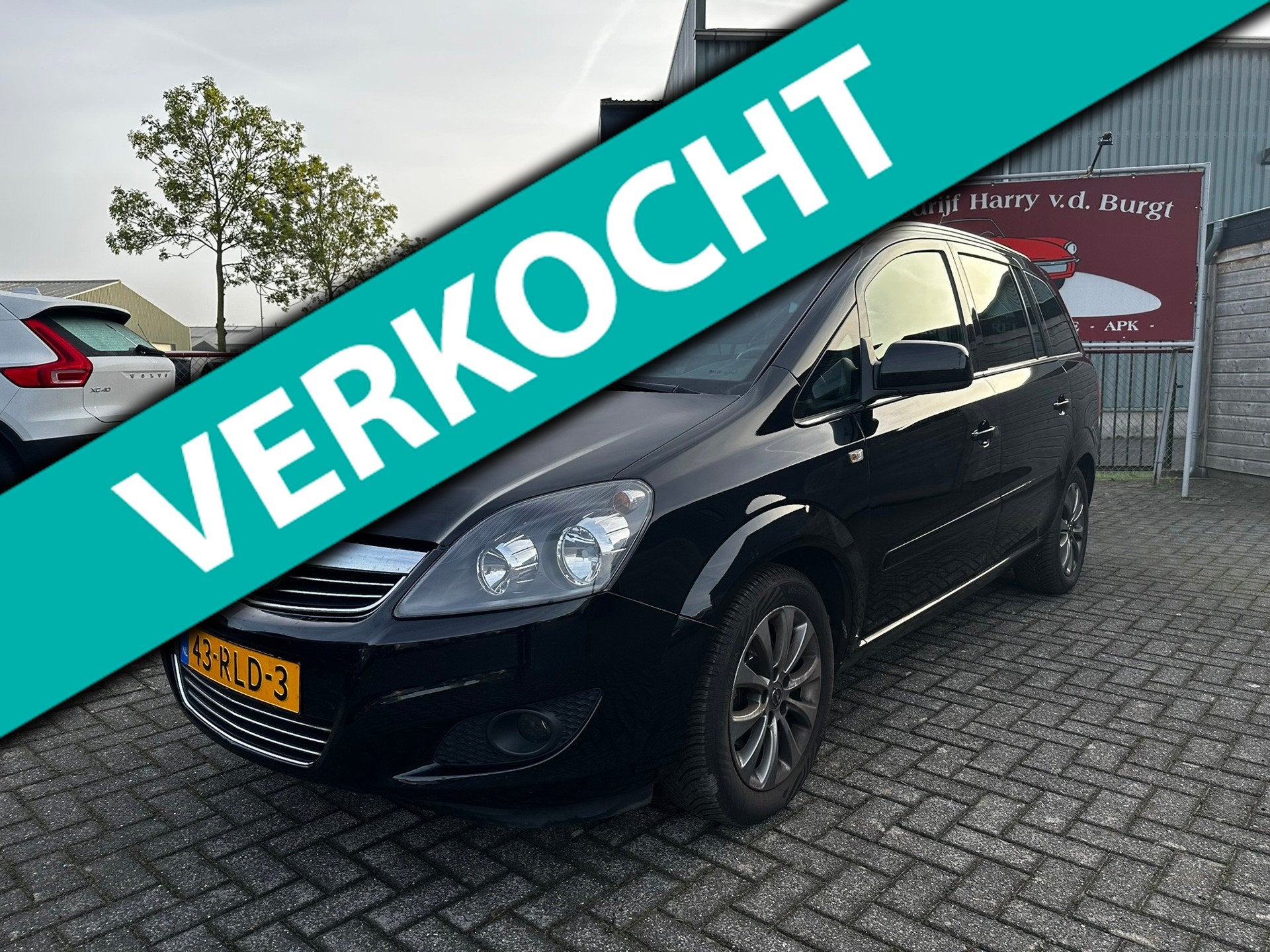 Opel Zafira 1.6 Edition | 7pers | Trekhaak | Airco | Cruise, Auto's, Voorwielaandrijving, Euro 5, Gebruikt, Zwart