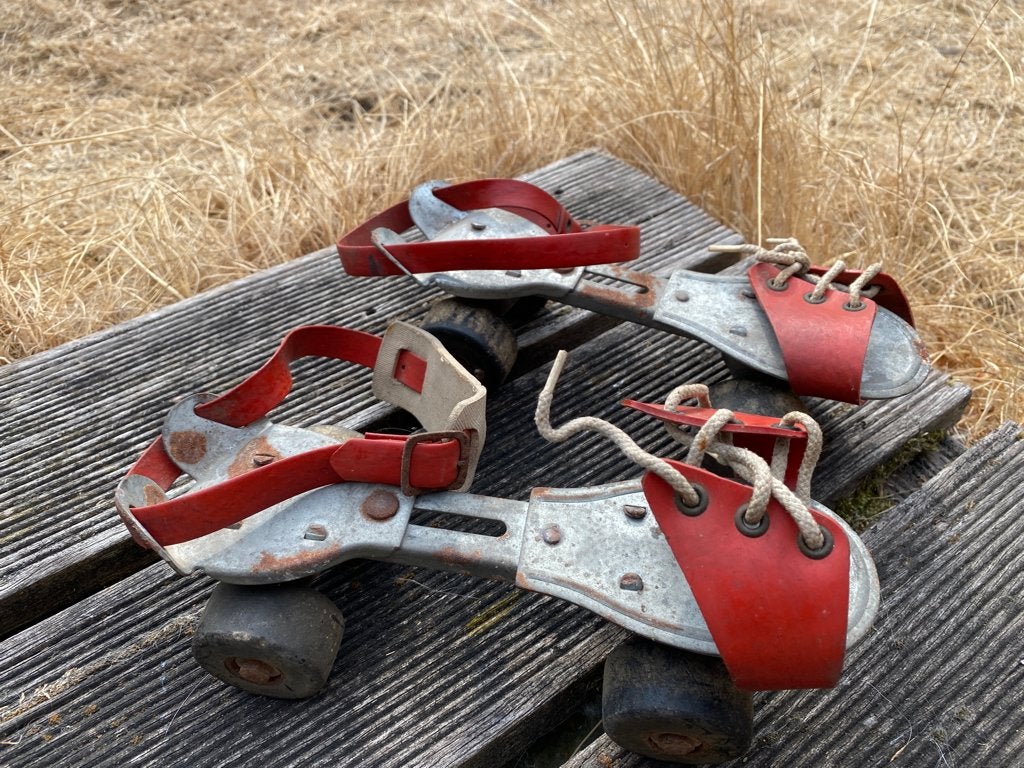 Vintage oude stalen rolschaatsen in goede staat, Verzenden, Verstelbaar, Gebruikt, Kinderen