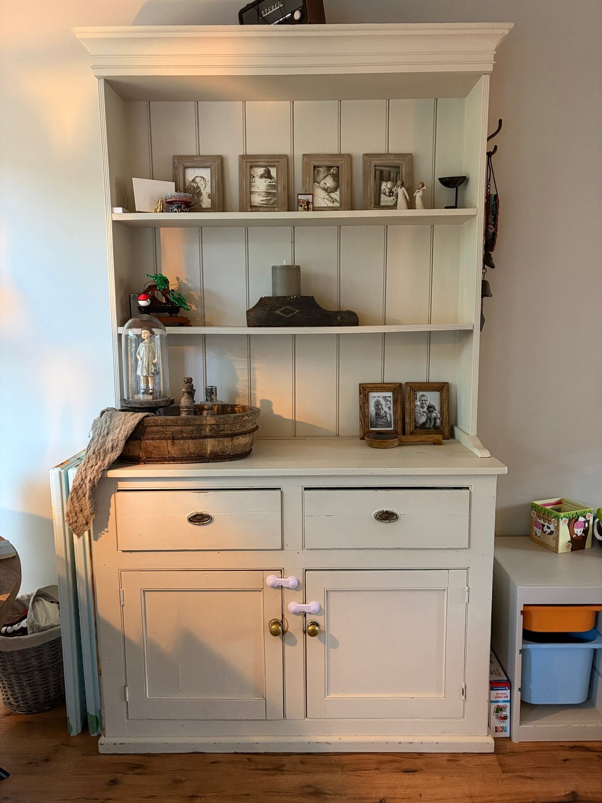 Landelijk dressoir met open bovenkast - Crème